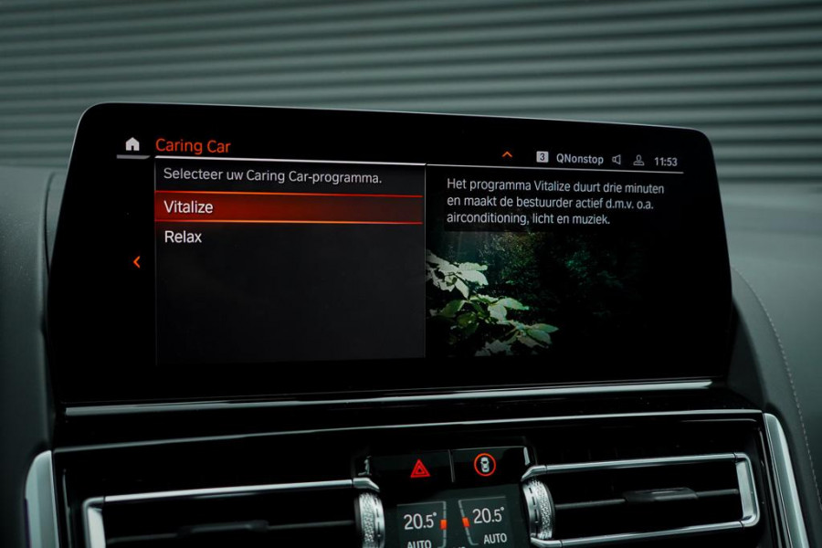 BMW 8 Serie Gran Coupé 840i xDrive High Exe Individual / B&W / Pano / Carbon / M-Stoelen / Adaptive