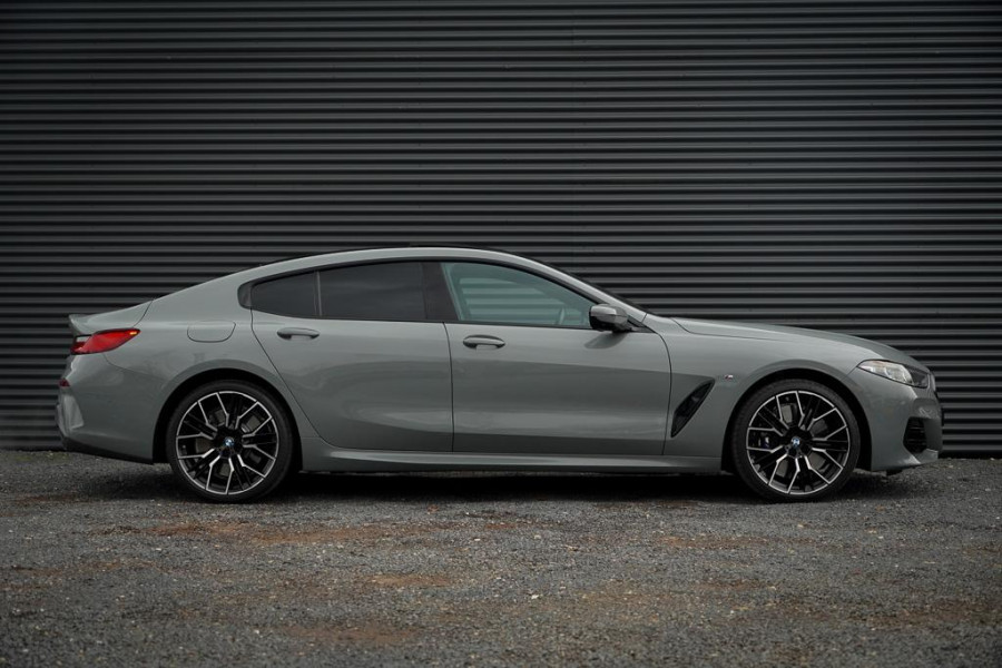 BMW 8 Serie Gran Coupé 840i xDrive High Exe Individual / B&W / Pano / Carbon / M-Stoelen / Adaptive
