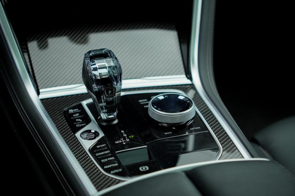 BMW 8 Serie Gran Coupé 840i xDrive High Exe Individual / B&W / Pano / Carbon / M-Stoelen / Adaptive