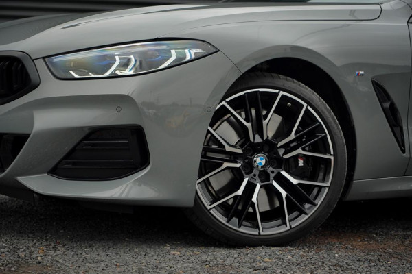BMW 8 Serie Gran Coupé 840i xDrive High Exe Individual / B&W / Pano / Carbon / M-Stoelen / Adaptive