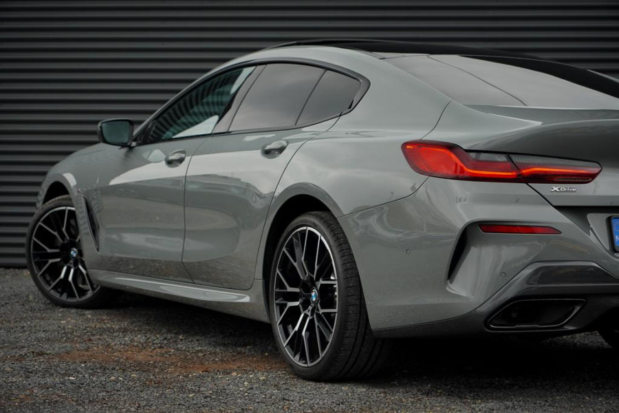 BMW 8 Serie Gran Coupé 840i xDrive High Exe Individual / B&W / Pano / Carbon / M-Stoelen / Adaptive