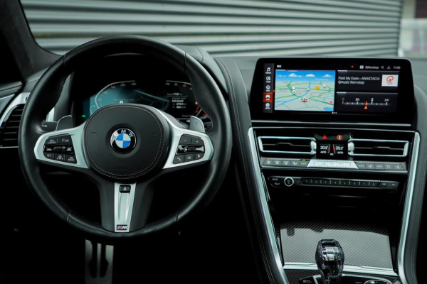 BMW 8 Serie Gran Coupé 840i xDrive High Exe Individual / B&W / Pano / Carbon / M-Stoelen / Adaptive