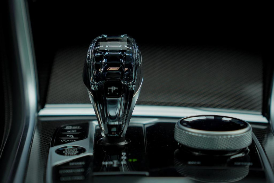 BMW 8 Serie Gran Coupé 840i xDrive High Exe Individual / B&W / Pano / Carbon / M-Stoelen / Adaptive