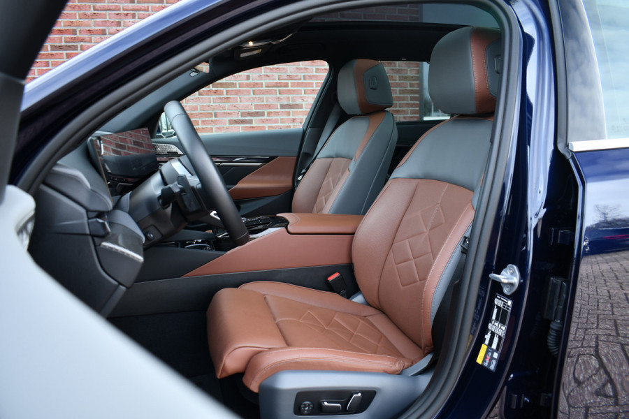 BMW i5 Touring eDrive40 M-Sport Pano Adp-demping B&W Comfzetel+Vent 20inch