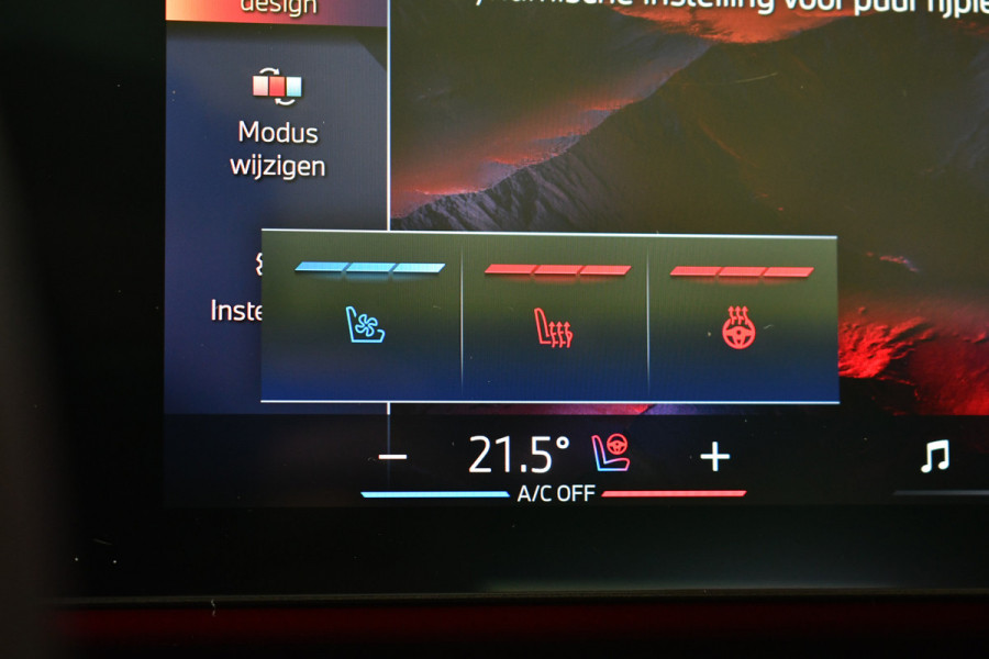 BMW i5 Touring eDrive40 M-Sport Pano Adp-demping B&W Comfzetel+Vent 20inch