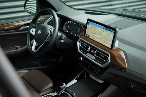 BMW X3 xDrive30e LCI / Pano / Elek Trekhaak / Facelift / HUD / Incl BTW