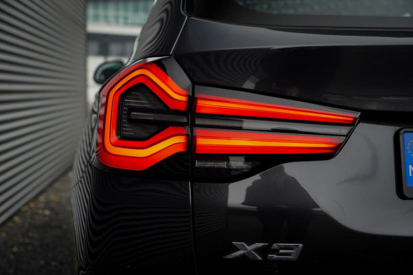 BMW X3 xDrive30e LCI / Pano / Elek Trekhaak / Facelift / HUD / Incl BTW