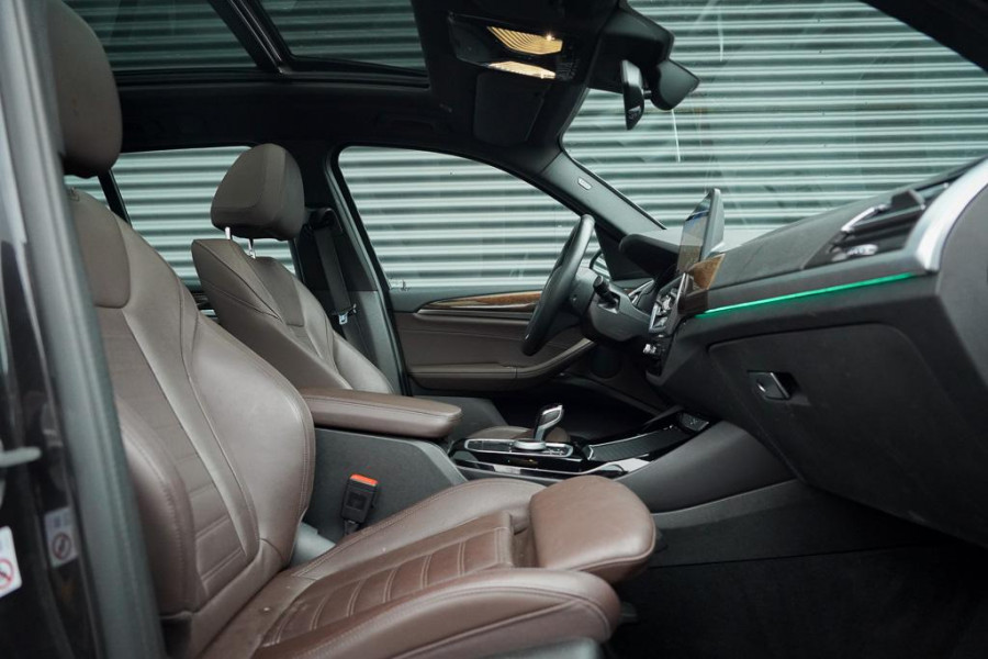 BMW X3 xDrive30e LCI / Pano / Elek Trekhaak / Facelift / HUD / Incl BTW