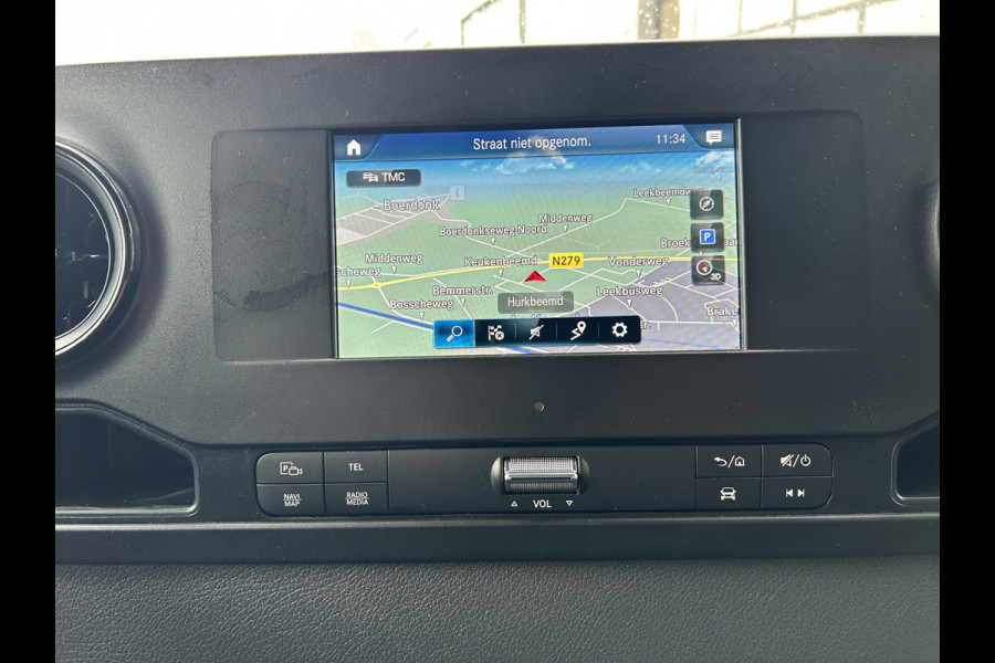 Mercedes-Benz Sprinter 317 CDI L2 H2 Automaat / 360 Camera / MBUX / Navigatie / Cruise control / Airco / 270 Graden achterdeuren