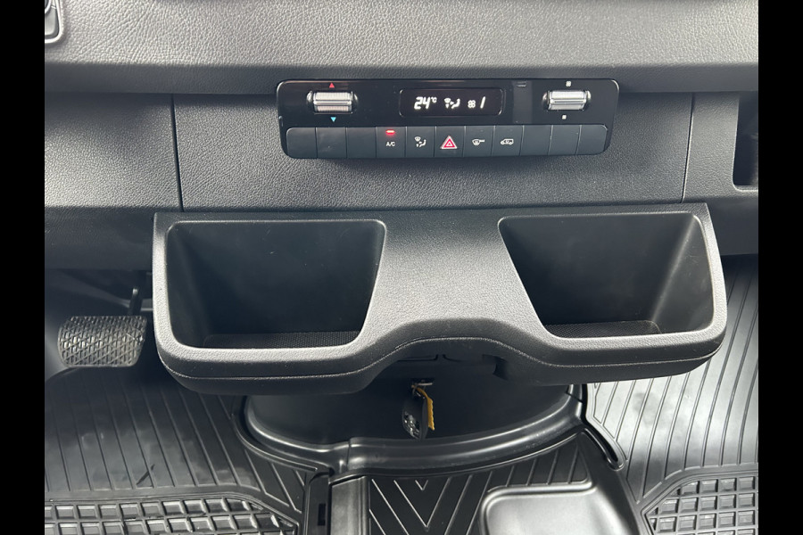 Mercedes-Benz Sprinter 317 CDI L2 H2 Automaat / 360 Camera / MBUX / Navigatie / Cruise control / Airco / 270 Graden achterdeuren