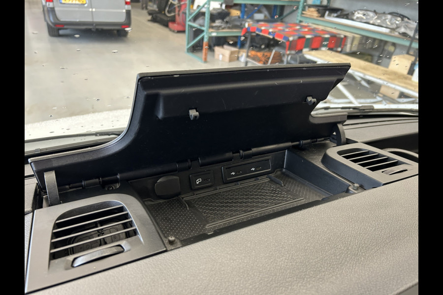 Mercedes-Benz Sprinter 317 CDI L2 H2 Automaat / 360 Camera / MBUX / Navigatie / Cruise control / Airco / 270 Graden achterdeuren