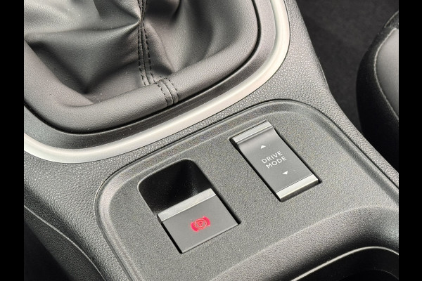 Jeep Avenger 1.2 Altitude | Winterpakket | Camera | Apple/Android CarPlay | Electrische achterklep | Cruise control | Navigatie