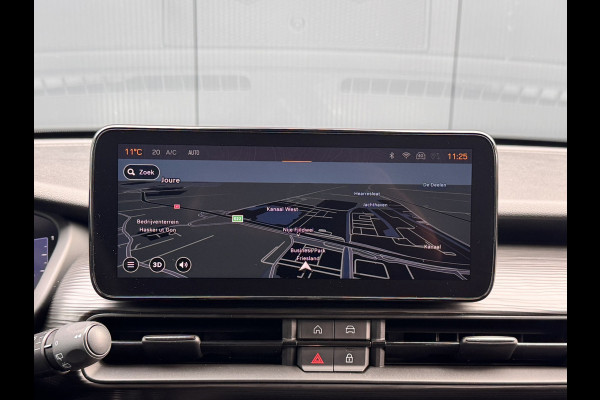 Jeep Avenger 1.2 Altitude | Winterpakket | Camera | Apple/Android CarPlay | Electrische achterklep | Cruise control | Navigatie