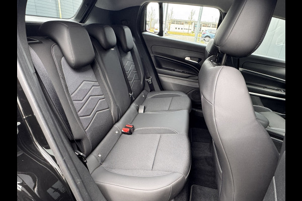 Jeep Avenger 1.2 Altitude | Winterpakket | Camera | Apple/Android CarPlay | Electrische achterklep | Cruise control | Navigatie