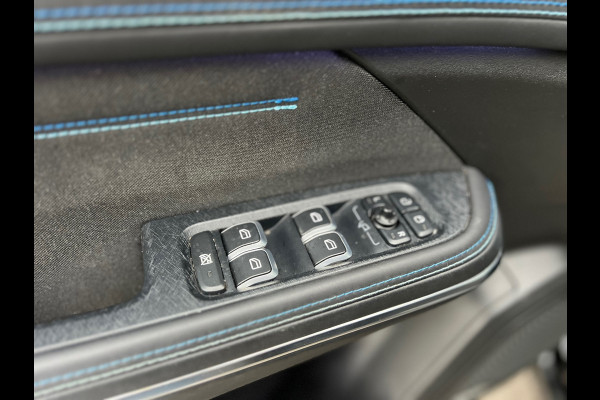 Lynk & Co 01 1.5 | BLACK EDITION | 360 CAMERA | PANO | GARATIE | NAVI | INRUIL MOGELIJK