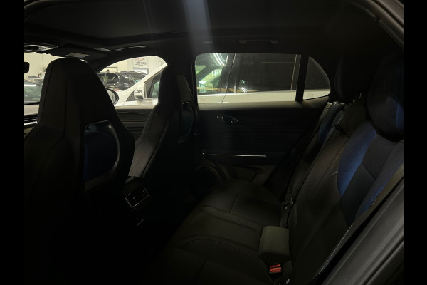 Lynk & Co 01 1.5 | BLACK EDITION | 360 CAMERA | PANO | GARATIE | NAVI | INRUIL MOGELIJK