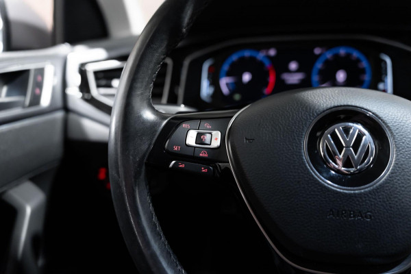 Volkswagen Polo 1.0 TSI R-Line DSG LED NAVI