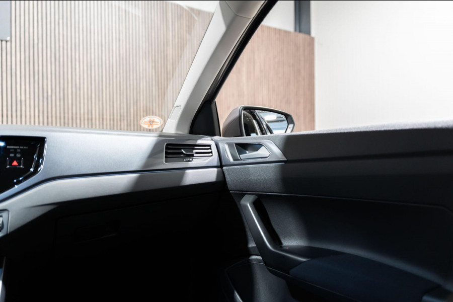 Volkswagen Polo 1.0 TSI R-Line DSG LED NAVI