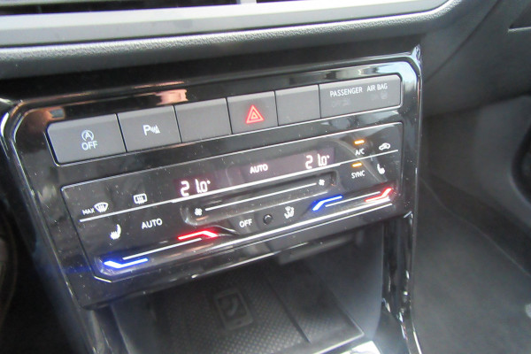 Volkswagen T-Cross 1.0 TSI Style Aut. Ad.CC, Stoelverw., Virtual Cockpit, Camera