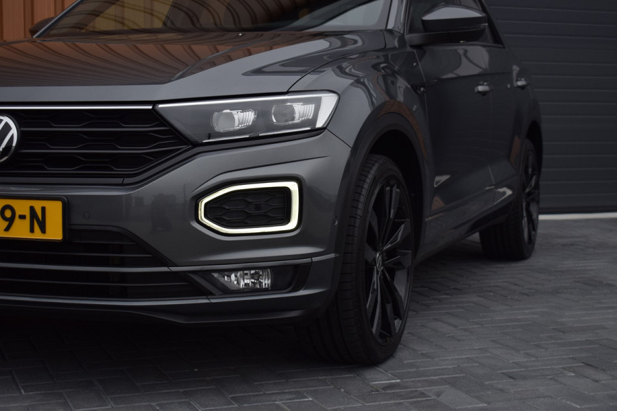 Volkswagen T-Roc 1.5 TSI 150pk DSG R-line | Pano | Camera | Trekhaak | Virtual | Beats
