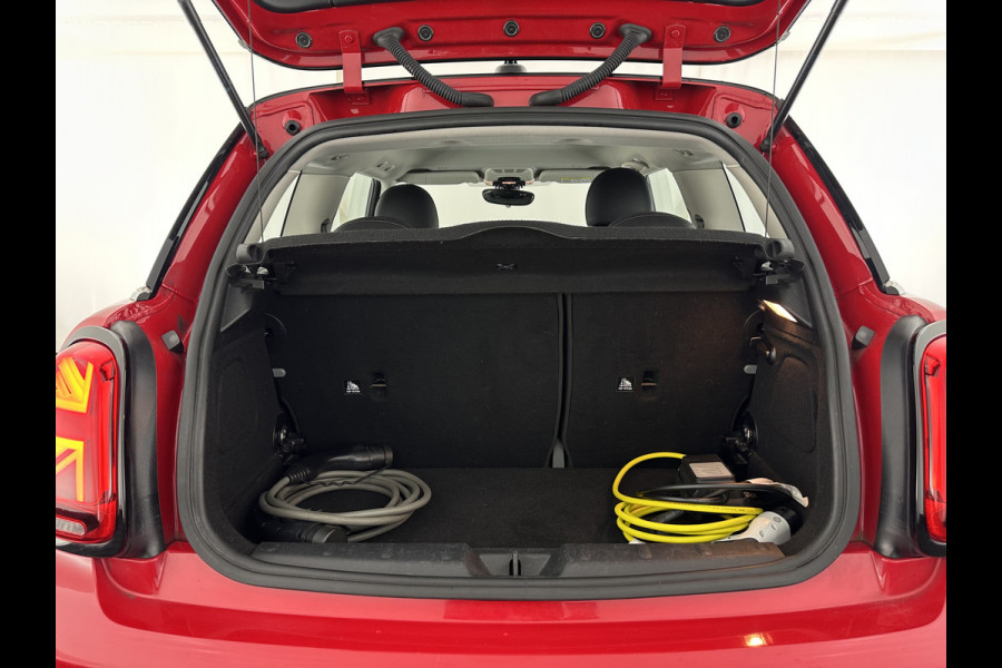 MINI Mini Electric Business Edition 33 kWh [ 3-Fase ] (INCL-BTW) Aut. *LEATHER | FULL-LED | KEYLESS | SPORT-SEATS | NAVI-FULLMAP | ECC | AMBIENT-LIGHT | DAB | DIGI-COCKPIT | PDC | 17"ALU*