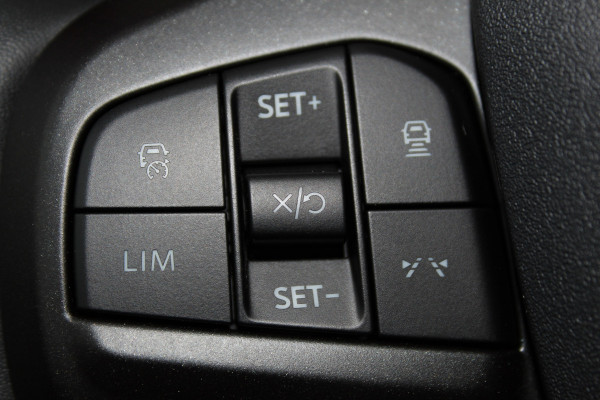 Ford Mustang Mach-E 75kWh/269pk AWD Premium AUTOMAAT volledig ELEKTRISCH ! Fabrieksgarantie t/m 01-03-2027 ! Vierwielaandr., stoel-, stuur- en voorraamverwarming, technologie pakket II, panoramadak, navigatie, telefoonvoorb., winterpakket, parelmoer wit metallic, etc etc