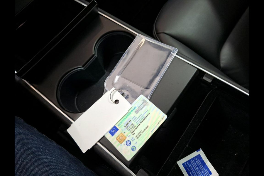 Tesla Model 3 Standard RWD Plus 60 kWh NL-AUTO | LEDER | PANO |