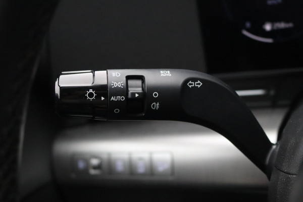 Hyundai Kona 1.6 T-GDI 199PK Automaat Premium Sky Leder/Winter-pack/Open-dak/Keyfree