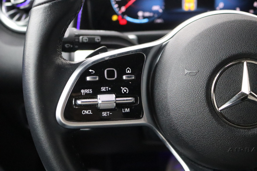 Mercedes-Benz Glb 200 Automaat Business Line 7pers. Trekhaak/Navigatie/Camera/Parkeerhulp/Stoelverwarming