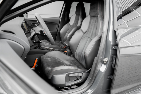 Seat Leon ST 2.0 TSI CUPRA 300 Kuipstoelen Virtual Cockpit Camera 19"