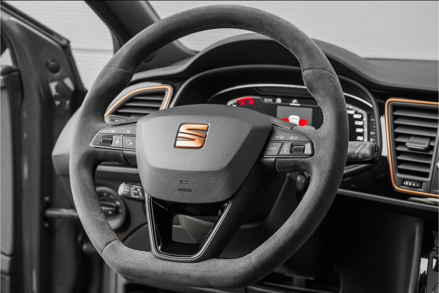 Seat Leon ST 2.0 TSI CUPRA 300 Kuipstoelen Virtual Cockpit Camera 19"