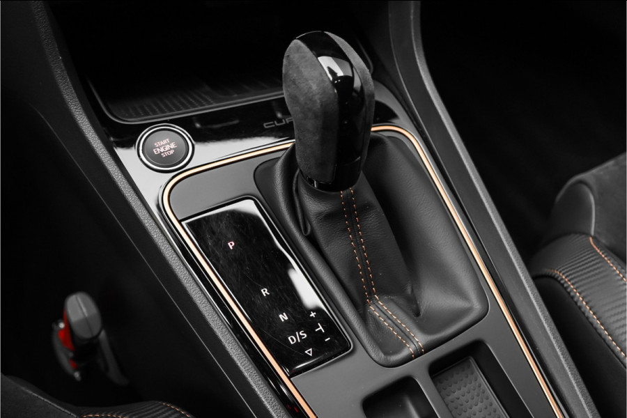 Seat Leon ST 2.0 TSI CUPRA 300 Kuipstoelen Virtual Cockpit Camera 19"