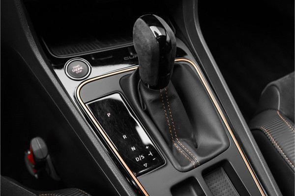 Seat Leon ST 2.0 TSI CUPRA 300 Kuipstoelen Virtual Cockpit Camera 19"