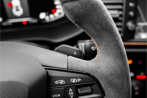 Seat Leon ST 2.0 TSI CUPRA 300 Kuipstoelen Virtual Cockpit Camera 19"