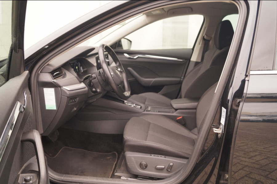 Škoda Octavia Combi 1.0 e-TSI 110pk DSG Business Edition Plus -NAVI-TREKHAAK-