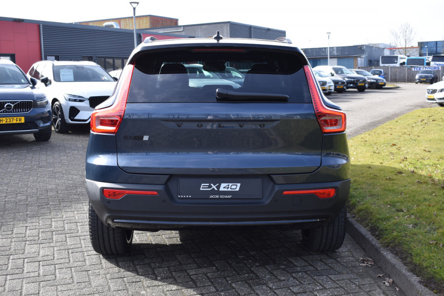 Volvo EX40 Extended Range 252PK Plus Black Ed. 82 kWh | Panodak | ACC | H&K | 20"LMV | Climate | Nubuck