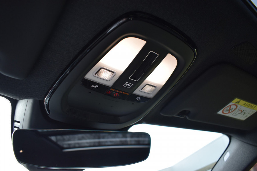 Volvo EX40 Extended Range 252PK Plus Black Ed. 82 kWh | Panodak | ACC | H&K | 20"LMV | Climate | Nubuck