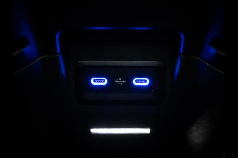 Mercedes-Benz GLC 300e 4MATIC AMG Line | Stoelverwarming | Burmester | Trekhaak | Comfort Stoelen |