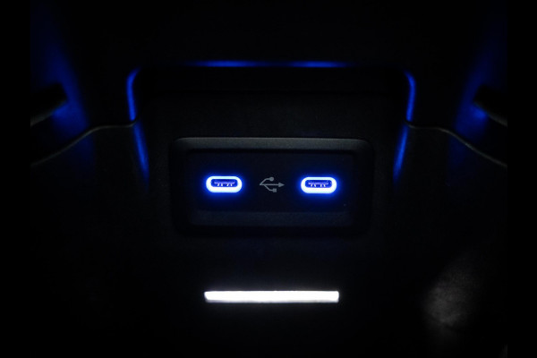 Mercedes-Benz GLC 300e 4MATIC AMG Line | Stoelverwarming | Burmester | Trekhaak | Comfort Stoelen |