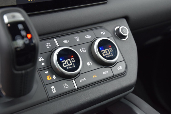 Land Rover Defender 110 P300e 110 X-Dynamic SE