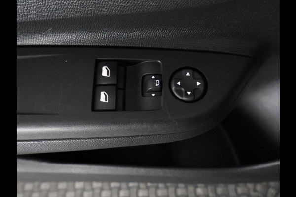 Opel CORSA-E 3 FASE 50kWH ACCU 92 % WLTP TOT 323 . AUTOMAAT . FULL NAVI . APPLE CARPLAY & ANDROID AUTO .