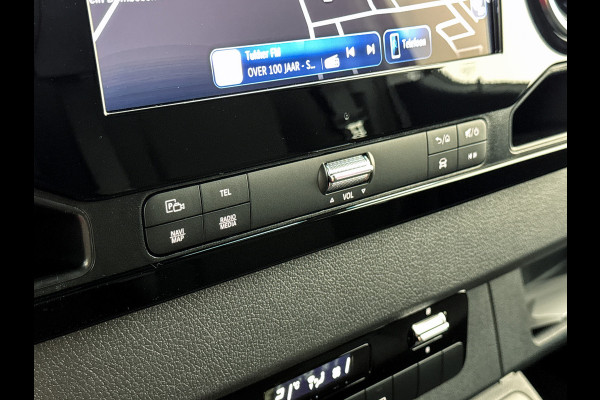 Mercedes-Benz Sprinter 319 1.9 CDI L2H1 Pro Stoelverwarming 3500kg trekhaak Distronic Navigatie BPM vrij