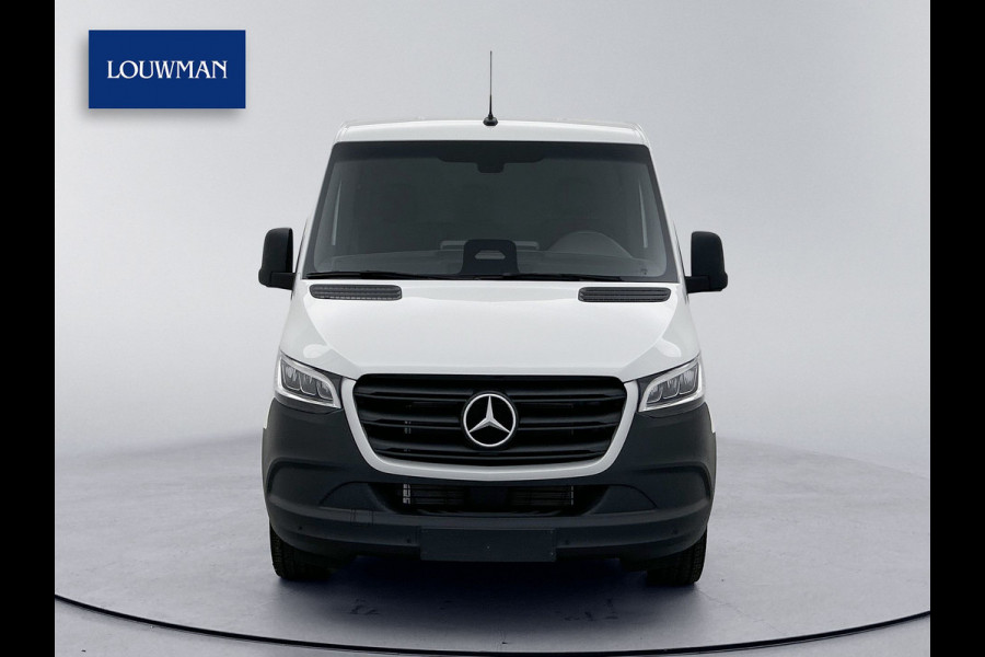 Mercedes-Benz Sprinter 319 1.9 CDI L2H1 Pro Stoelverwarming 3500kg trekhaak Distronic Navigatie BPM vrij