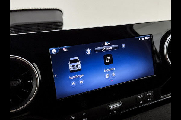 Mercedes-Benz Sprinter 319 1.9 CDI L2H1 Pro Stoelverwarming 3500kg trekhaak Distronic Navigatie BPM vrij