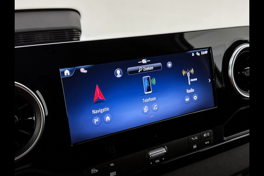 Mercedes-Benz Sprinter 319 1.9 CDI L2H1 Pro Stoelverwarming 3500kg trekhaak Distronic Navigatie BPM vrij