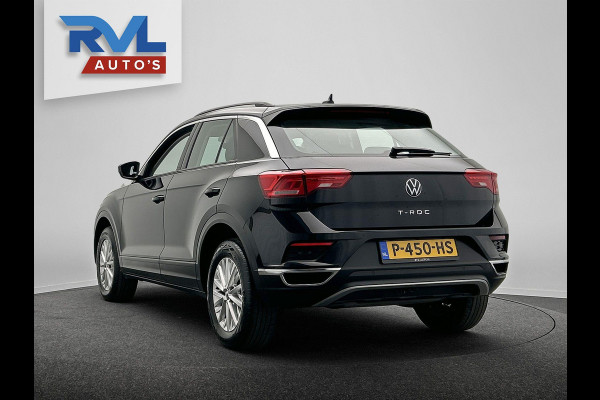 Volkswagen T-Roc 1.5 TSI Style Business Automaat Carplay Trekhaak Adaptive-cruise Navigatie