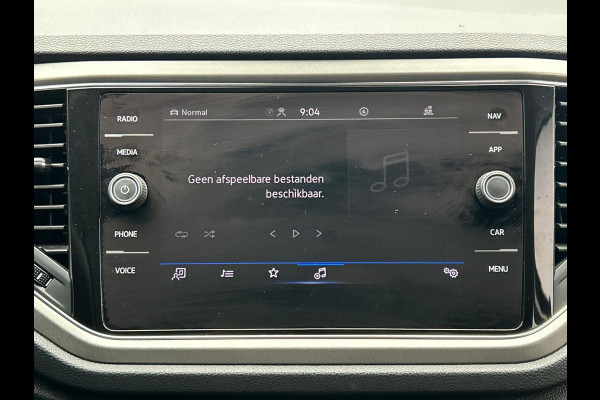 Volkswagen T-Roc 1.5 TSI Style Business Automaat Carplay Trekhaak Adaptive-cruise Navigatie