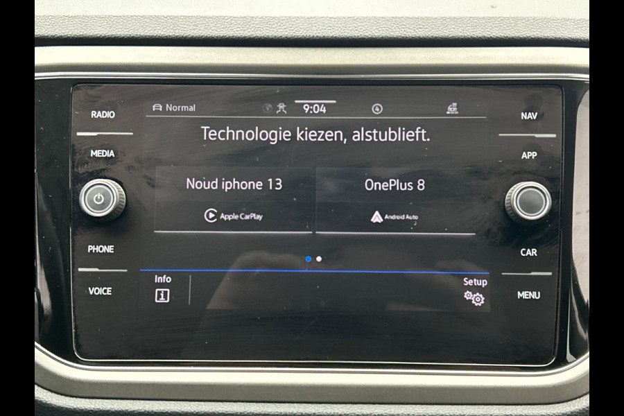Volkswagen T-Roc 1.5 TSI Style Business Automaat Carplay Trekhaak Adaptive-cruise Navigatie