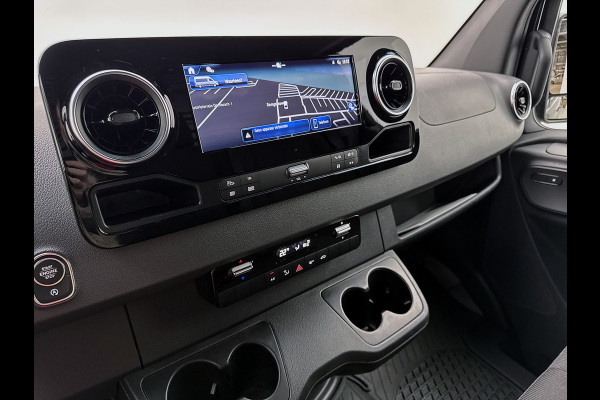 Mercedes-Benz Sprinter 319 1.9 CDI L2H2 Pro 3500KG Trekhaak Navigatie Parkeerpakket Stoelverwarming Led high performance