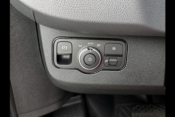Mercedes-Benz Sprinter 319 1.9 CDI L2H2 Pro 3500KG Trekhaak Navigatie Parkeerpakket Stoelverwarming Led high performance